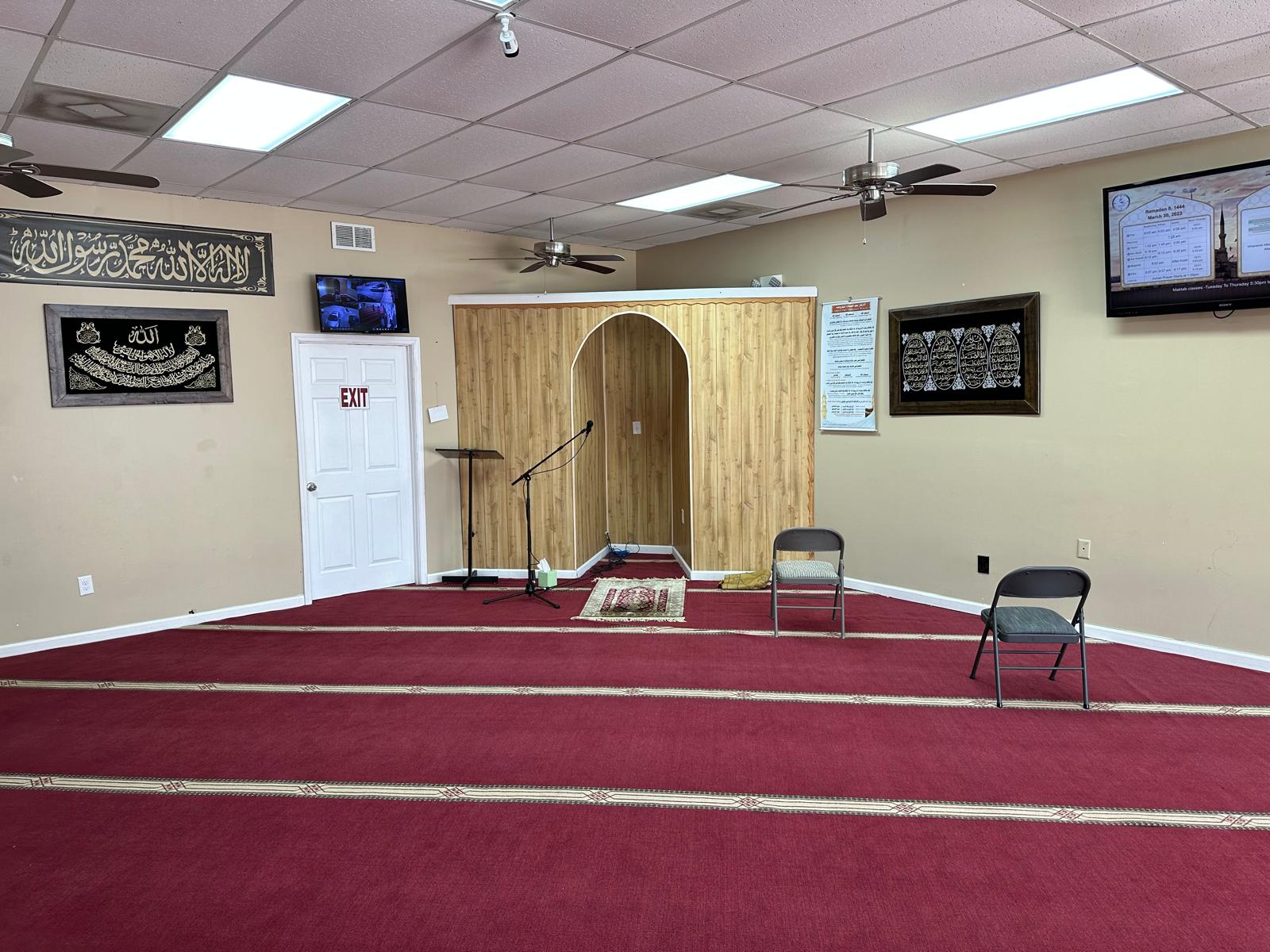 Old Masjid interior
